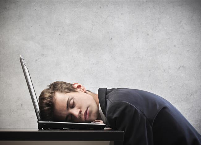 Ο ύπνος στη δουλειά μας κάνει πιο αποδοτικούς