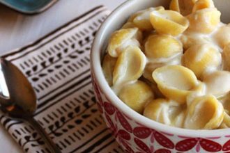 32 πανεύκολες συνταγές με μόνο 3 υλικά!