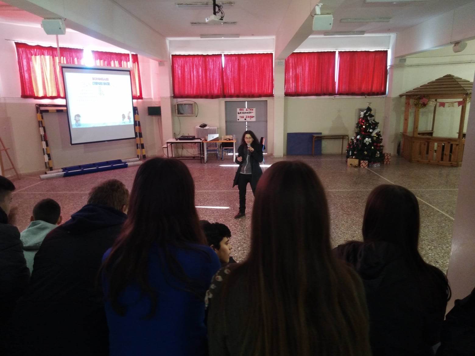 Ο Δήμος στο Γυμνάσιο Δεμενίκων στο πλαίσιο ευαισθητοποίησης των μαθητών σε θέματα ζώων συντροφιάς