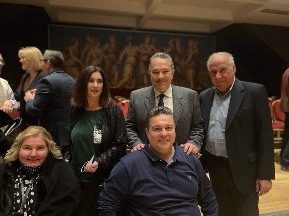 Κώστας Σβόλης: Συγχαρητήρια στην "Καλλιπάτειρα"