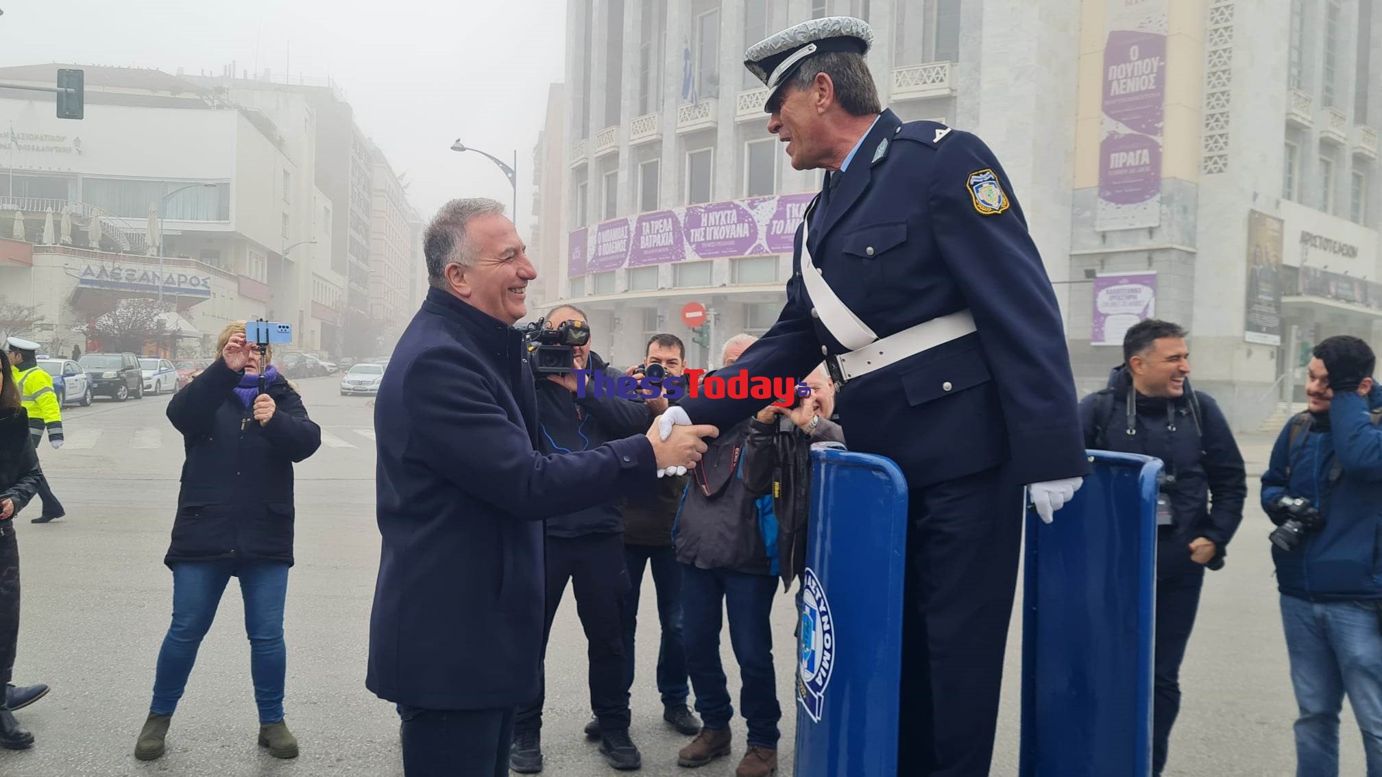 Ο τροχονόμος στο βαρέλι επέστρεψε στο Λευκό Πύργο!