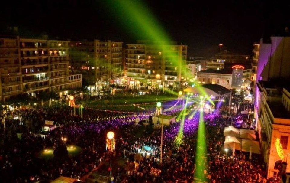 Σύλλογος Δισκοθετών Πάτρας: Υπαίθριο καρναβαλικό πάρτι στην πλατεία Γεωργίου