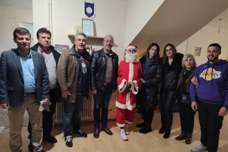 Εορταστική εκδήλωση με δώρα για τα μικρά παιδιά από τον Πολιτιστικό Σύλλογο Αλισσαίων "Πείρος"