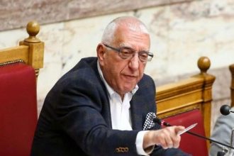 Σε αγγειοπλαστική επέμβαση με τοποθέτηση δύο στεντ υποβλήθηκε ο Νικήτας Κακλαμάνης