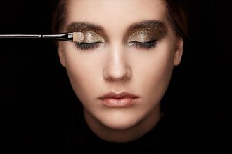 Μήπως χρησιμοποιείτε το eyeliner λάθος;