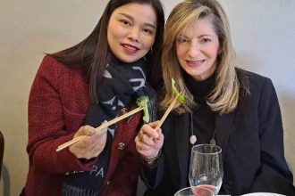 Η Βίβιαν Σαμούρη εύχεται για την κινέζικη πρωτοχρονιά ΦΩΤΟ - ΒΙΝΤΕΟ