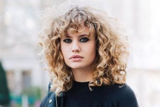 Αυτό είναι το μεγαλύτερο λάθος που κάνουν οι γυναίκες με σγουρά μαλλιά