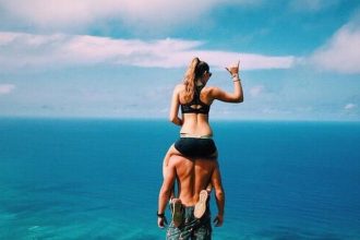 5 σημάδια ότι βλέπει κι άλλες γυναίκες (εκτός από σένα)