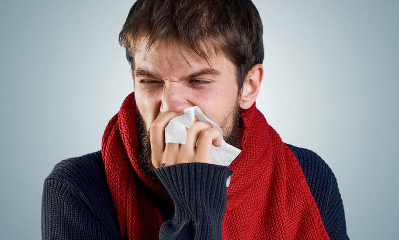 Έχει βουλώσει η μύτη σου; Δες πώς θα κοιμηθείς άνετα το βράδυ