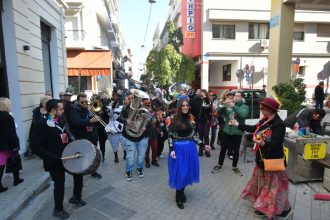 Πάτρα: Φωτογραφίες από τις χθεσινές τσικνο-εκδηλώσεις