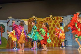 Η Παραμυθούπολη από το Αίγιο μας έστειλε οικολογικό μήνυμα ΦΩΤΟ-ΒΙΝΤΕΟ