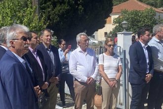 Κατερίνα Σολωμού: Τιμή στους ήρωες της πατρίδας ΦΩΤΟ