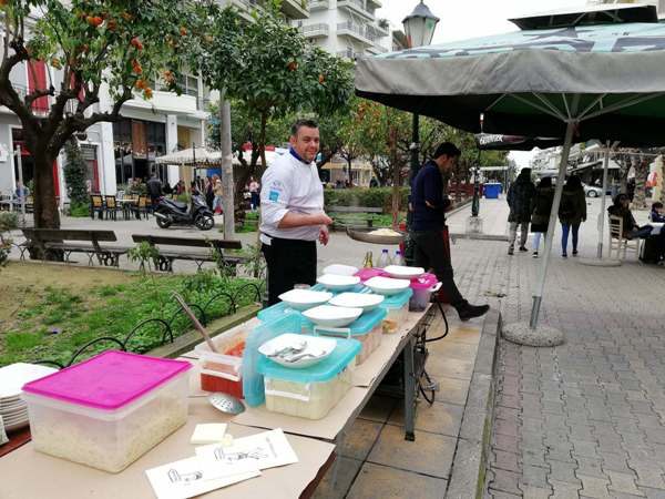 "Σούσουρο": Νηστίσιμες γεύσεις στον πεζόδρομο της Τριών Ναυάρχων