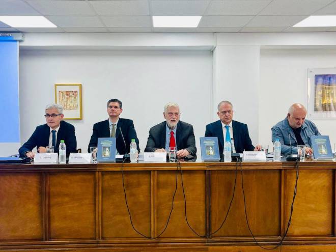 Παρουσιάστηκε το νέο βιβλίο του Άγγελου Τσιγκρή ΦΩΤΟ