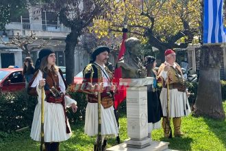 Πάτρα: Εκδήλωση για την 25η Μαρτίου στην πλατεία Ομονοίας (ΦΩΤΟ)