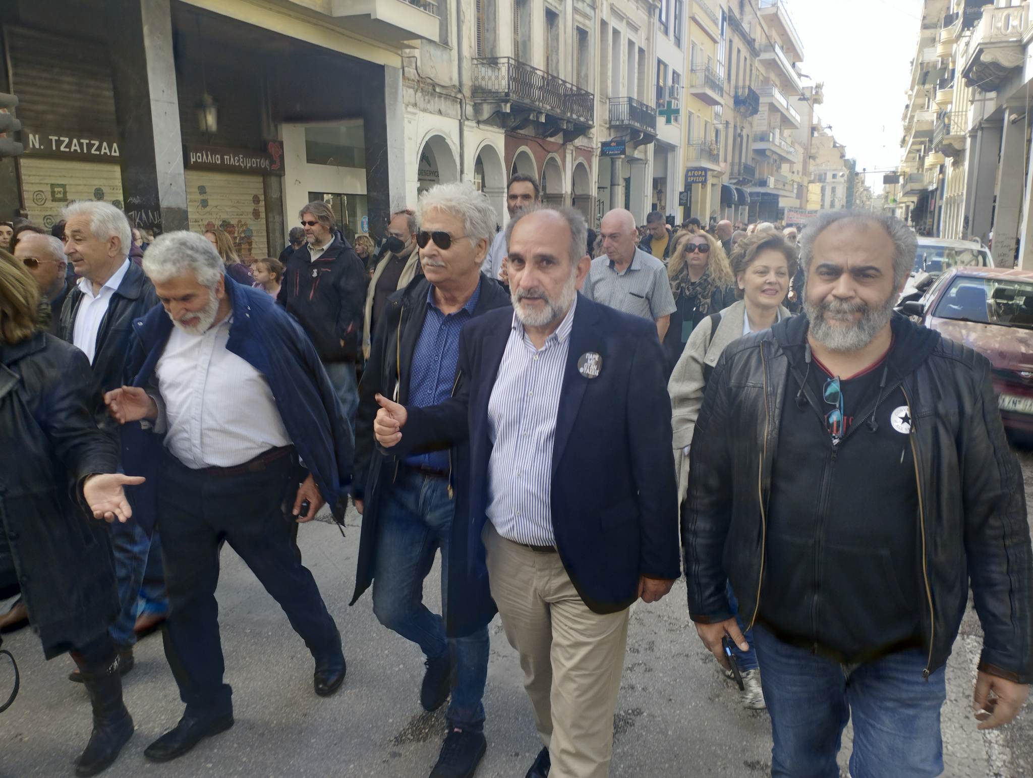 Στην πορεία για την τραγωδία στα Τέμπη ο Απόστολος Κατσιφάρας