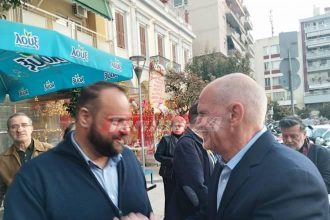 Ο Γιώργος Παπανδρέου "έδειξε" Βασίλη Αϊβαλή