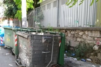 Σκαγιοπούλειο: Οι κάδοι ...ευωδιάζουν τη γειτονιά