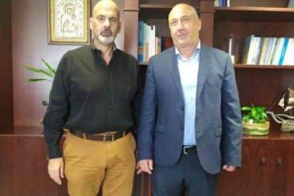 To "ευχαριστώ" του προέδρου της κοινότητας Άνω Αχαΐας σε Φαρμάκη, Μπονάνο