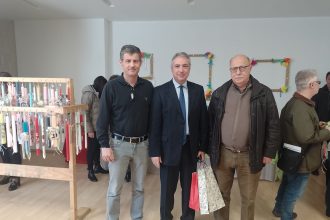 Συγκινητικό το ενδιαφέρον για το Πασχαλινό bazaar της 6ης ΥΠΕ με τις δημιουργίες του ΚΟΙΣΠΕ “Φάρος