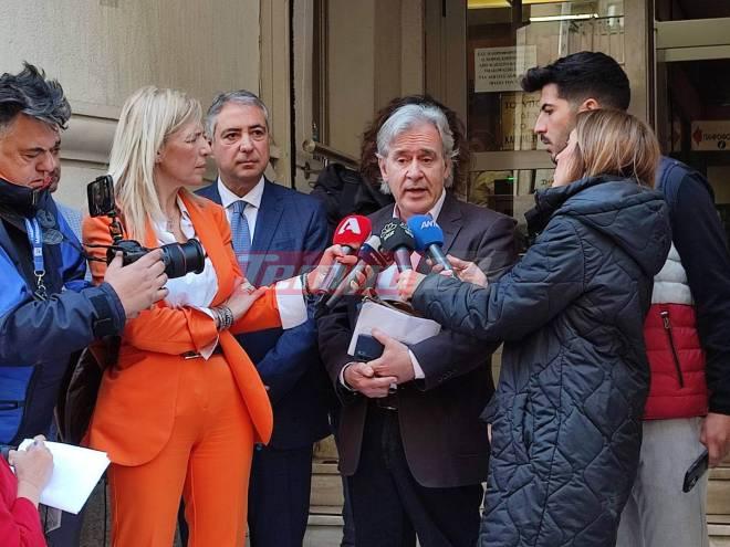 Στήριξη του υπουργού Υγείας σε Ηλιάδη μετά τις αιχμές Κούγια - "Δεν θα επιτρέψω την προσβολή των θεσμών - Τι έγινε στην έκτακτη συνάντηση παρουσία Γιάννη Καρβέλη