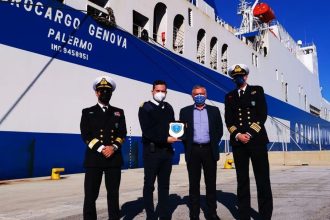 Πάτρα: Στο Λιμάνι για το πρώτο πλοίο του 2022, ο Αντώνης Κουνάβης