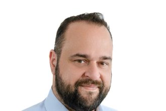 Βασίλης Αϊβαλής: Σήμερα γιορτάζουμε την μάνα όλων μας