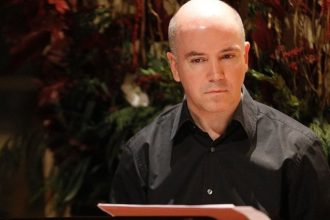 Ο πρ. Καλαβρύτων Αμβρόσιος Τοποτηρητής του εαυτού του