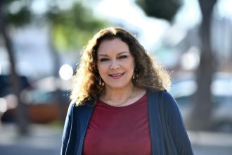 Ελένη Αδαμοπούλου: Είμαι μια ...λούμπεν υποψήφια!