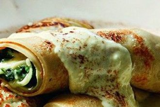 Κρέπες με σπανάκι και γραβιέρα