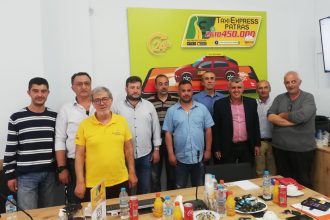 Ο Γιώργος Κυριακόπουλος συναντήθηκε με τους ανθρώπους του Taxi Express Πάτρας