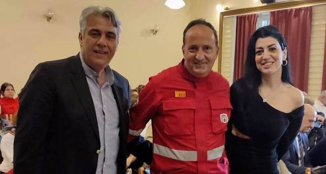 Ο Δημήτρης Μπαρμπούνης στην εκδήλωση του Ερυθρού Σταυρού