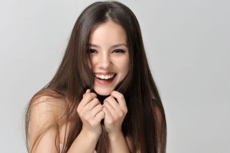 Μακριά μαλλιά: Πιστεύετε κι εσείς αυτούς τους μύθους;