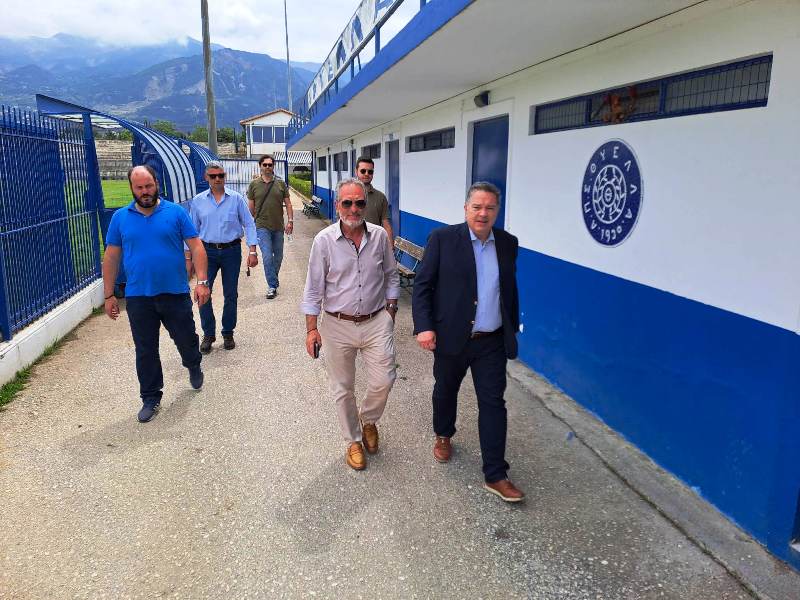 Στο Ολυμπιακό προπονητήριο «Φώτης Αραβαντινός» ο υποψήφιος Δήμαρχος Πατρέων Κώστας Σβόλης (ΦΩΤΟ)