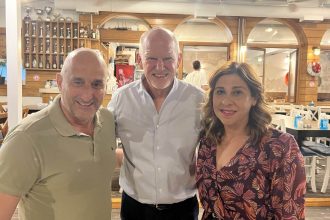 Συζήτηση με τον Γιώργο Παπανδρέου