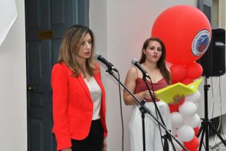 Η Βίβιαν Σαμούρη για την ημέρα αιμοδότη