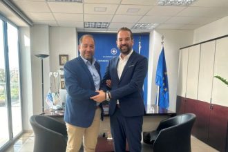 Περιφερειακός σύμβουλος του Κατσιφάρα υποψήφιος με τον Φαρμάκη