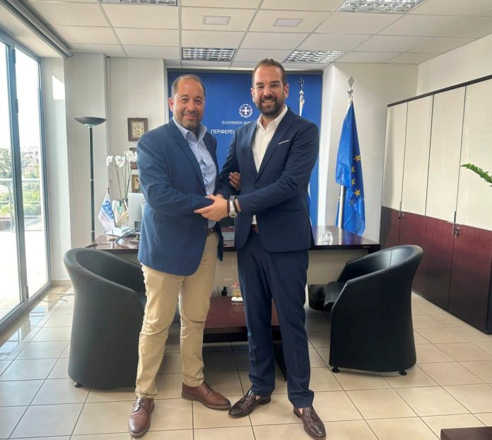 Περιφερειακός σύμβουλος του Κατσιφάρα υποψήφιος με τον Φαρμάκη