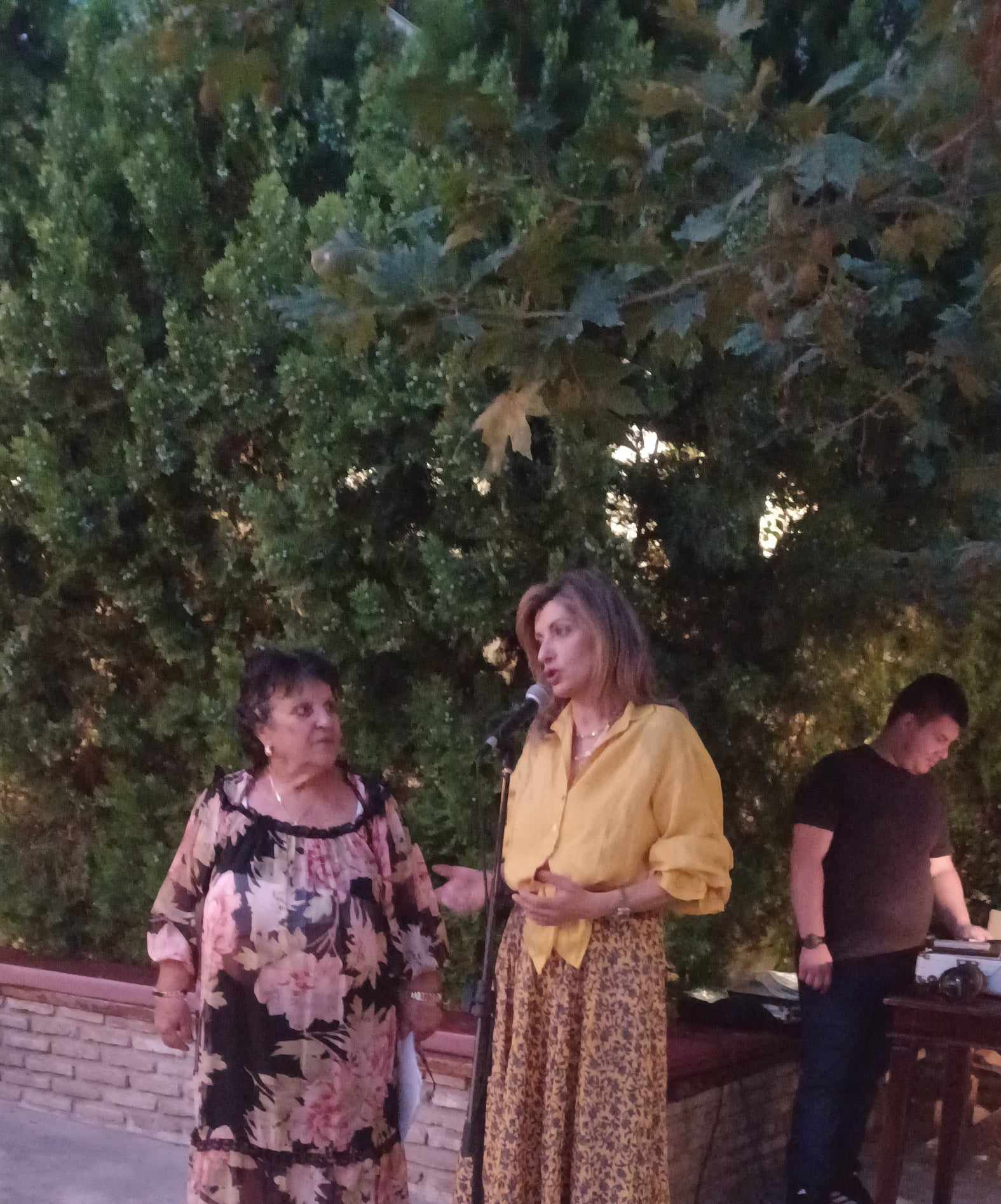 Η αντιδήμαρχος Βίβιαν Σαμούρη στην εκδήλωση του "Αγκαλιάζω"