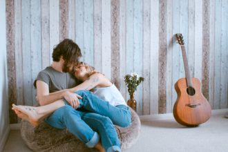 5 πράγματα που κάνουν οι άντρες μετά το χωρισμό (και δεν κάνουν οι γυναίκες)