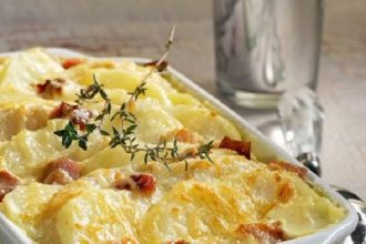 Γκρατέν με πατάτες, σελινόριζα και σύγκλινο