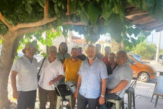 Φωτιά στην Αιγιάλεια: Η ξεχωριστή ανάρτηση Μπονάνου για εθελοντές, ενστόλους και ΜΜΕ