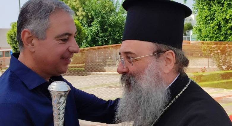 Γ. Καρβέλης: Ευχές και ευλογία από τον Μητροπολίτη