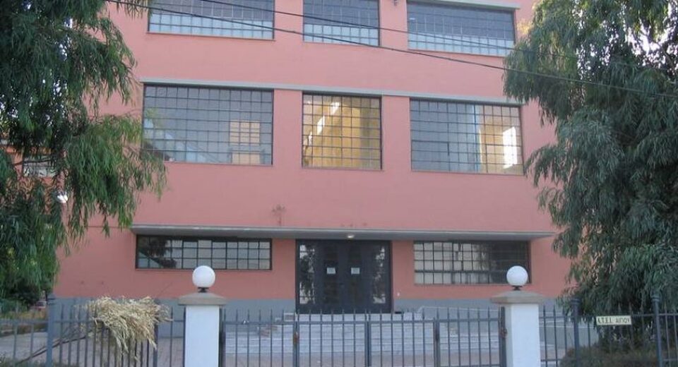 Δήμαρχος Αιγιαλείας: "Είμαστε υποχρεωμένοι να κινηθούμε νομικά κατά της πολιτείας για αθέτηση όρων σχετικά με τις Πανεπιστημιακές Σχολές"