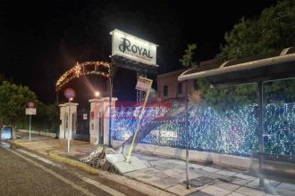 Πάτρα: Δένδρο ...προσγειώθηκε πάνω στο "Royal"