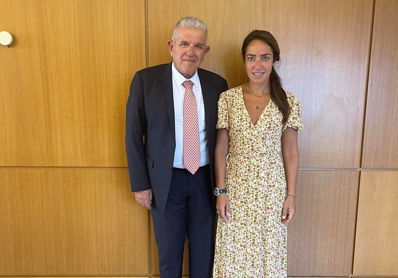 Νίκος Σταθακόπουλος: Συνάντηση στην Αθήνα με τη Δόμνα Μιχαηλίδου