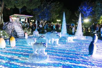 Το «Πολικό Εξπρές» έφτασε στο Πάρκο των Χριστουγέννων στο Αίγιο - Λαμπερή η εκδήλωση έναρξης