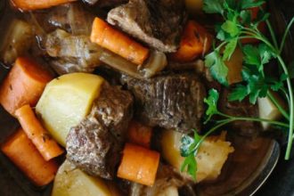 Ιρλανδικό αρνί με μπύρα Guinness