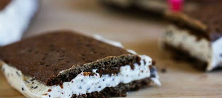 Παγωτό σάντουιτς