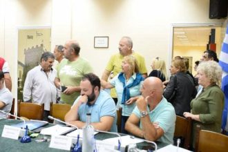 Φώτης Δημακόπουλος: Η δημοτική αρχή ...προσγειώνει άτσαλα κάθε πολίτη